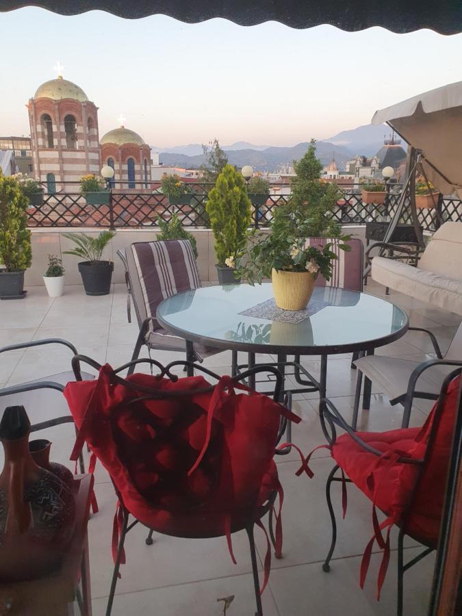 Piazza Batumi Guesthouse מראה חיצוני תמונה