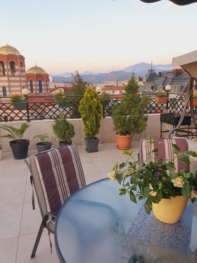 Piazza Batumi Guesthouse מראה חיצוני תמונה