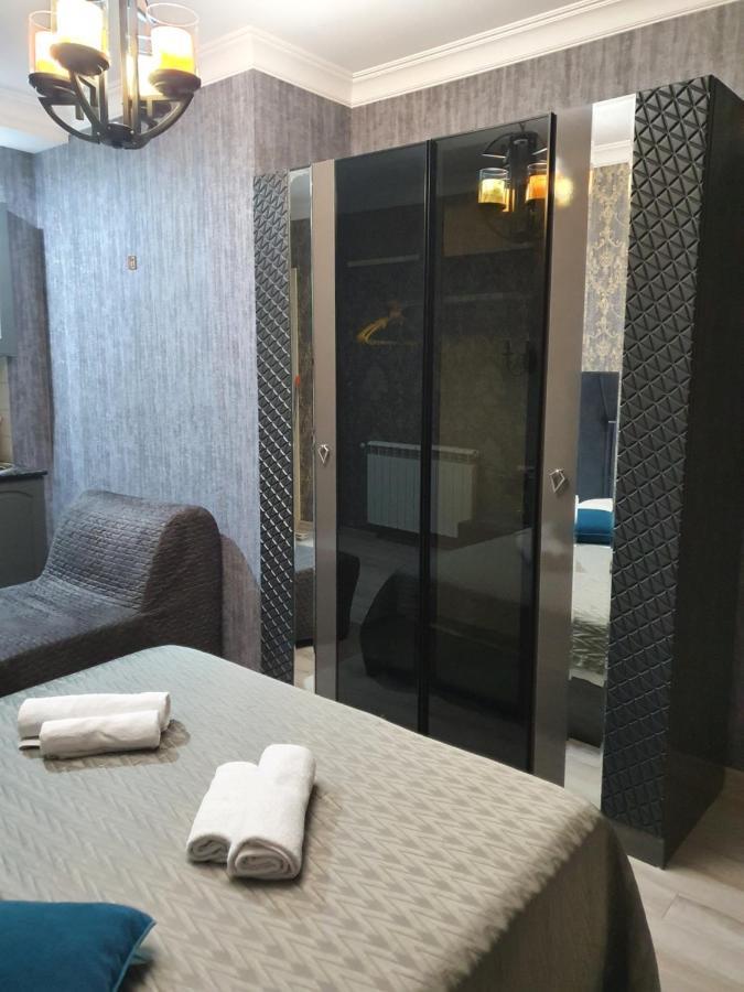 Piazza Batumi Guesthouse מראה חיצוני תמונה