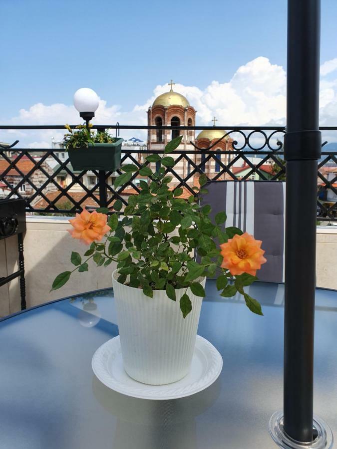 Piazza Batumi Guesthouse מראה חיצוני תמונה